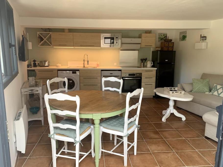Appartement Bas De Maison Lavilledieu  Extérieur photo
